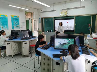 城陽區啟動新一輪“接力幫”信息技術愛心支教活動